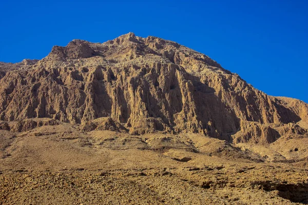 山の自然景観 晴れた日の砂漠 イスラエルのネゲヴ砂漠 — ストック写真