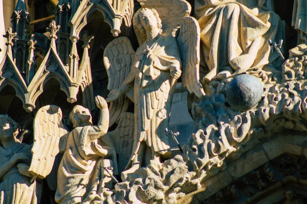 Reims Francia Diciembre 2020 Vista Fachada Exterior Catedral Notre Dame —  Fotos de Stock