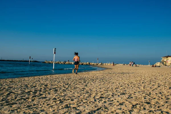 Tel Aviv Israel Diciembre 2020 Vista Personas Israelíes Identificadas Divirtiéndose — Foto de Stock