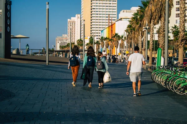 Tel Aviv Israel December 2020 View Unidentified Israeli People Walking — Stock Photo, Image
