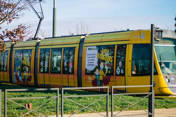 Reims Frankreich Dezember 2020 Blick Auf Eine Moderne Elektrische Straßenbahn — Stockfoto