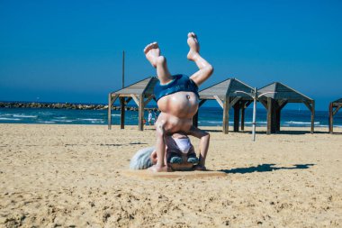 Tel Aviv İsrail 5 Ocak 2021 Coronavirus salgını sırasında İsrail 'i vuran Tel Aviv plajı manzarası