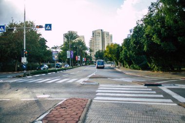 Tel Aviv İsrail 17 Ocak 2021 Coronavirus salgını sırasında Tel Aviv 'in boş sokaklarının görüntüsü ve İsrail nüfusunun sınırlandırılması