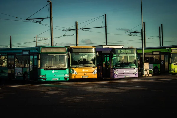 Reims Francia Enero 2021 Vista Autobús Urbano Tradicional Para Pasajeros — Foto de Stock