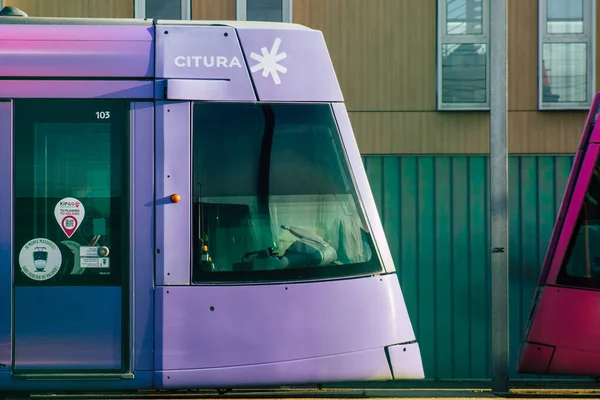 Reims France Enero 2021 Vista Moderno Tranvía Eléctrico Para Pasajeros —  Fotos de Stock