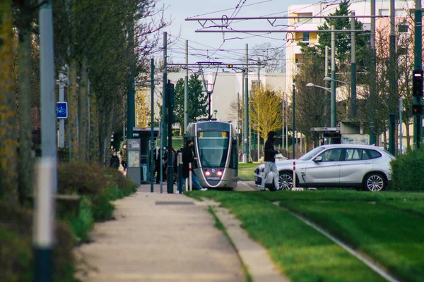 Reims Frankrike Januari 2021 View Modern Electric Tram Passengers Rolling — Stockfoto