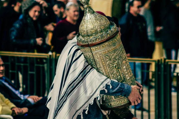 Jerusalém Israel Dezembro 2019 Vista Uma Criança Família Desconhecida Participando — Fotografia de Stock