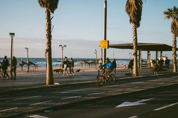 Tel Aviv Israel January 2021 View Unidentified Israeli People Walking — Stock Photo, Image