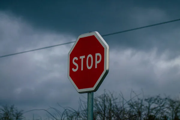 Reims Frankrijk Februari 2021 Straatnaambord Verkeersbord Opgetrokken Aan Kant Van — Stockfoto