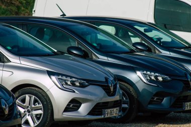 Reims kasabasında 25 Şubat 2021 'de Fransa' yı ele geçirdi çünkü Fransa 'yı etkileyen salgın sırasında insanlar evlerinde oturuyorlardı.