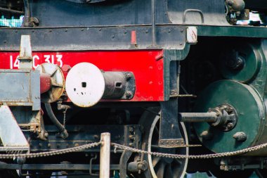 Reims şehir merkezindeki merkez tren istasyonuna park etmiş olan Antik Wladimir lokomotifi, 27 Şubat 2021 'de Fransa' yı yeniden canlandırdı.