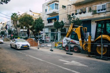 Tel Aviv İsrail 2 Mart 2021 Coronavirus salgını sırasında İsrail 'i vuran Tel Aviv sokaklarında inşaat sahası