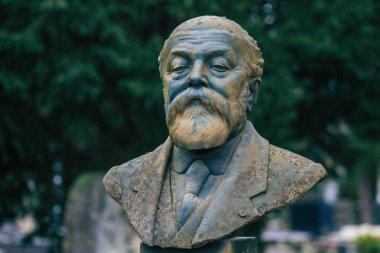 Reims France 04 Mart 2021 Kuzey Mezarlığı, 18. yüzyılın sonunda inşa edilmiş ve kentte kendilerini öne çıkaran vatandaşların çoğu kalıntıları içerir.