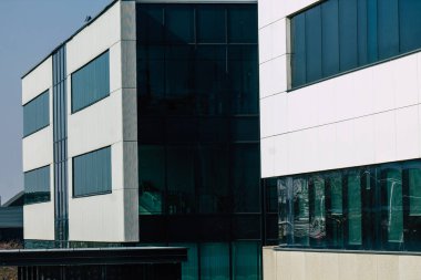 Reims France 08 Mart 2021 Modern bina Reims, Fransa 'nın Grand Est bölgesinde bir şehir ve Avrupa' nın en eski binalarından biridir.