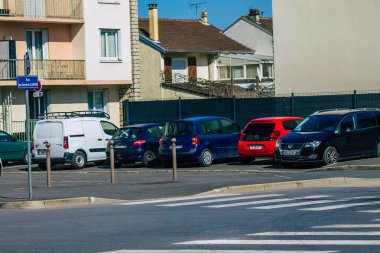 Reims şehrine park etmiş 29 Mart 2021 'de Fransa' yı ele geçirdi çünkü insanlar Fransa 'yı etkileyen salgın sırasında evlerinde oturuyorlardı.