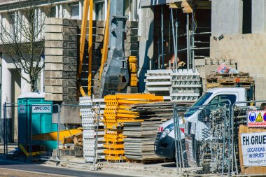 Reims 'deki koronavirüs salgını sırasında Fransa' da bulunan yeni bir binanın inşaatı 31 Mart 2021 'de Fransa' yı etkiledi.