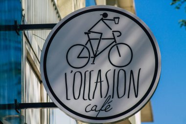 Reims Fransa 2 Nisan 2021 Ticari işareti Reims, Fransa 'nın Grand Est bölgesinde bir şehir