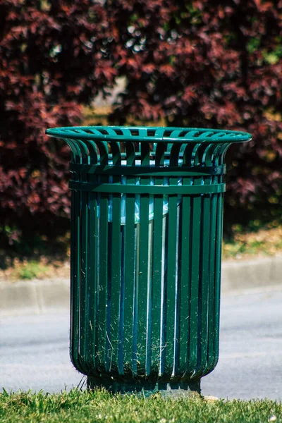 Reims Frankreich April 2021 Müllcontainer Der Innenstadt Von Reims — Stockfoto