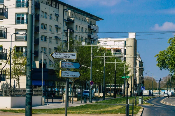 Reims França Abril 2021 Fachada Edifício Nas Ruas Reims Durante — Fotografia de Stock