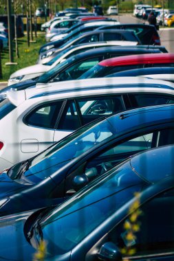 Reims France 23 Nisan 2021 Metropolitan Bölgesi şehir merkezinin caddelerine park etmiş.