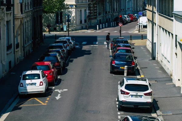 Reims França Abril 2021 Carros Estacionados Nas Ruas Centro Cidade — Fotografia de Stock