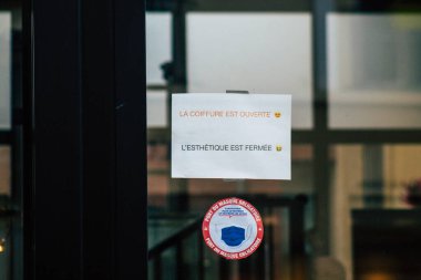 Reims France 05 Mayıs 2021 Coronavirus salgınının ardından hükümet tarafından kapatıldı ve bu Fransa 'yı etkiledi.