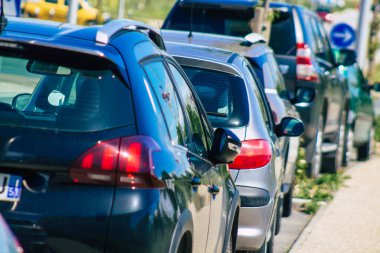 Reims France 25 Mayıs 2021 Metropolitan Bölgesi şehir merkezinin caddelerine park etmiş arabalar