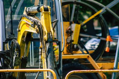 Reims 'de 25 Mayıs 2021' de bir gaz borusunun tamir edilmesi için halka açık kamu kuruluşları kuruldu.