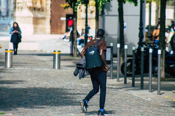 Reims França Maio 2021 Pedestres Caminhando Pelas Ruas Reims Durante — Fotografia de Stock