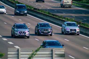 Reims France 28 Mayıs 2021 Metropolitan Bölgesi şehir merkezinin caddelerinde trafik arabaları