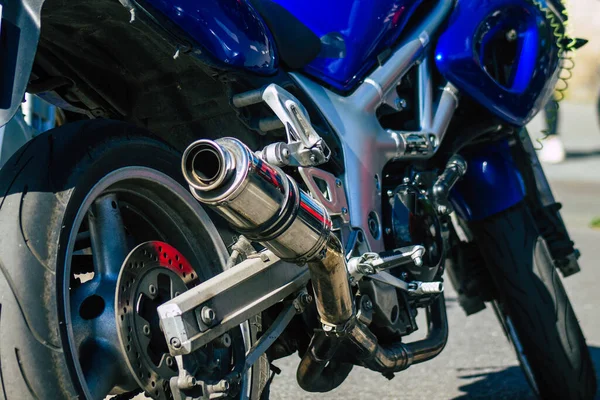 Reims França Maio 2021 Fechar Mecânica Uma Motocicleta Estacionada Estacionamento — Fotografia de Stock