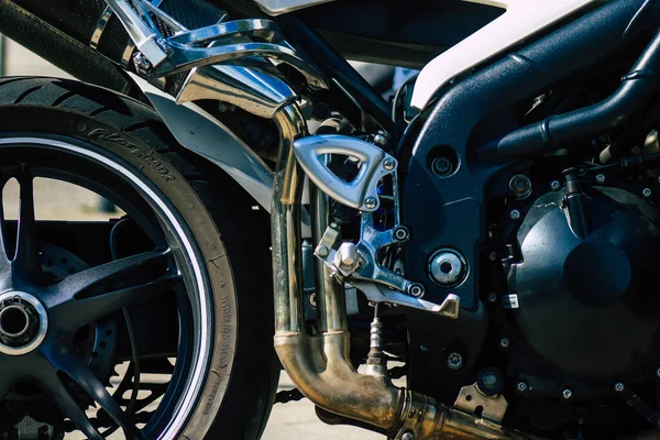 Reims França Maio 2021 Fechar Mecânica Uma Motocicleta Estacionada Estacionamento — Fotografia de Stock