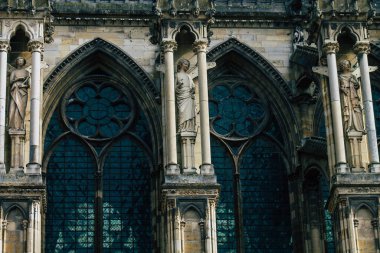 Reims France 29 Mayıs 2021 Notre Dame de Reims katedralinin dış cephesi, Fransa 'nın Büyük Doğu bölgesinde tarihi bir eser.