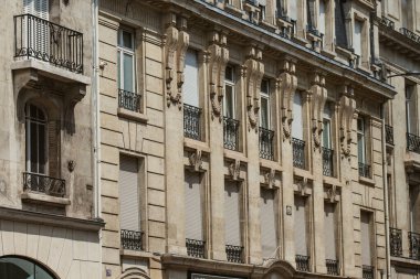 Reims Fransa 'yı 8 Haziran 2021' de Fransa 'nın Grand Est bölgesinde yer alan ve Avrupa' nın en eski kentlerinden biri olan Reims kentinin manzarasına sahiptir.