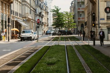 Reims Fransa 'yı 8 Haziran 2021' de Fransa 'nın Grand Est bölgesinde yer alan ve Avrupa' nın en eski kentlerinden biri olan Reims kentinin manzarasına sahiptir.