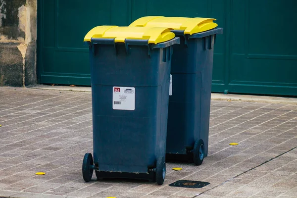 Reims Francia Junio 2021 Contenedor Basura Ubicado Centro Reims — Foto de Stock