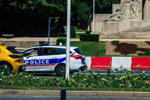 Reims France June 2021 Police Patrol Enforcing Social Distancing Streets — Foto de Stock