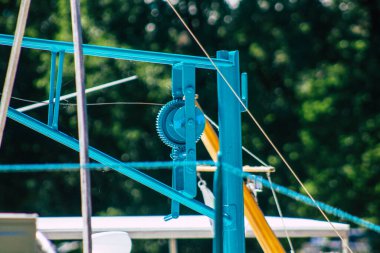 Reims France 14 Haziran 2021 Bir mavna Freycinet ölçeğine adapte olmuş bir nehir nakliye gemisidir, özel olmayan ambarlarda saklanan ve kayan panellerle ulaşılabilir malların taşınması için