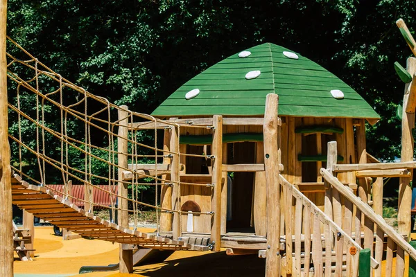 Reims France Juni 2021 Nieuwe Houten Speeltuin Geïnstalleerd Door Stad — Stockfoto