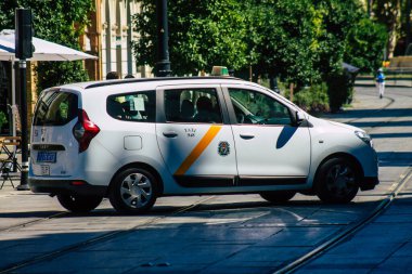 Seville İspanya 1 Temmuz 2021 Seville caddelerinden geçen Endülüs Bölgesi 'nin başkenti ve sembolik bir şehir olan Sevilla' nın güneyinde.