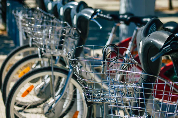 Séville Espagne Juillet 2021 Location Vélos Accessibles Pour Courtes Périodes — Photo