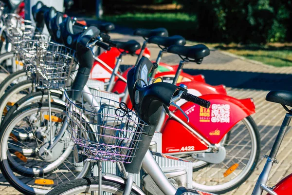 Sevilla España Julio 2021 Bicicletas Accesibles Para Alquilar Por Cortos — Foto de Stock