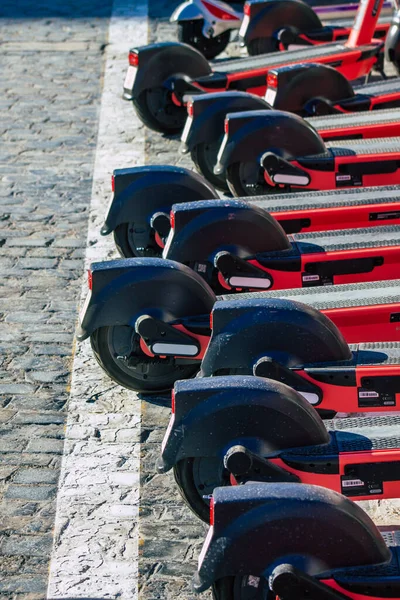 Sevilla España Julio 2021 Alquiler Scooter Eléctrico Estacionado Las Calles — Foto de Stock