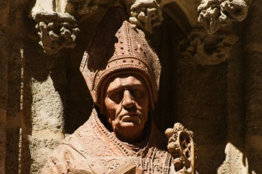 Seville İspanya 2 Temmuz 2021 Saint Metropolitan ve Patriksel Sevilla Katedrali dış cephenin ayrıntıları dünyanın en büyük Gotik katedrali.