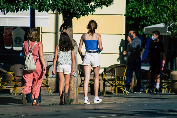 Siviglia Spagna Luglio 2021 Pedoni Che Camminano Strade Siviglia Durante — Foto Stock