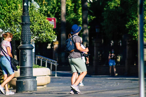Sevilla Španělsko Července 2021 Chodci Procházející Ulicemi Sevilly Během Epidemie — Stock fotografie