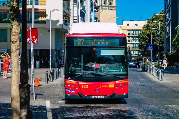 Sevilla España Julio 2021 Autobús Conduciendo Por Las Calles Sevilla —  Fotos de Stock