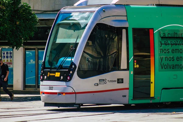 Sevilla Spanje Juli 2021 Moderne Elektrische Tram Voor Passagiers Rollend — Stockfoto