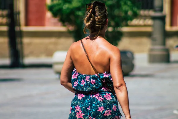 Siviglia Spagna Luglio 2021 Pedoni Che Camminano Strade Siviglia Durante — Foto Stock