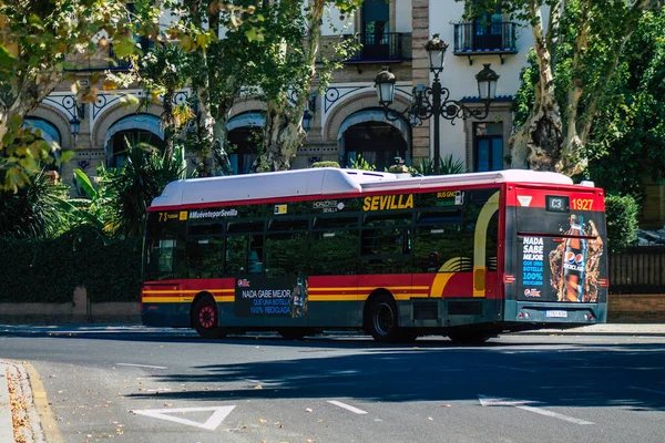 Sevilla Automatische Übersetzung Juli 2021 Busfahrt Durch Die Straßen Von — Stockfoto